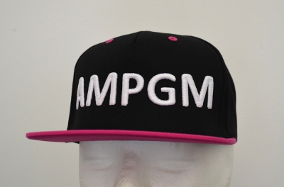 Cappello personalizzato con ricamo AMPGM in 3D