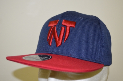Cappello personalizzato con ricamo TNT in 3D