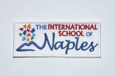Patch ricamata con logo The International School of Naples