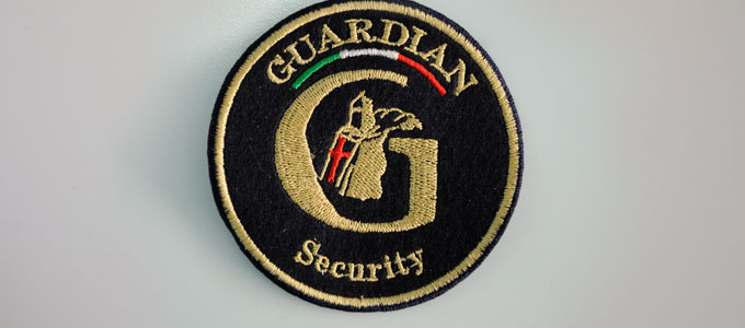 Toppa per targhetta identificativa con numero di nome militare tattico dell'esercito personalizzato con supporto a gancio 2 pezzi 